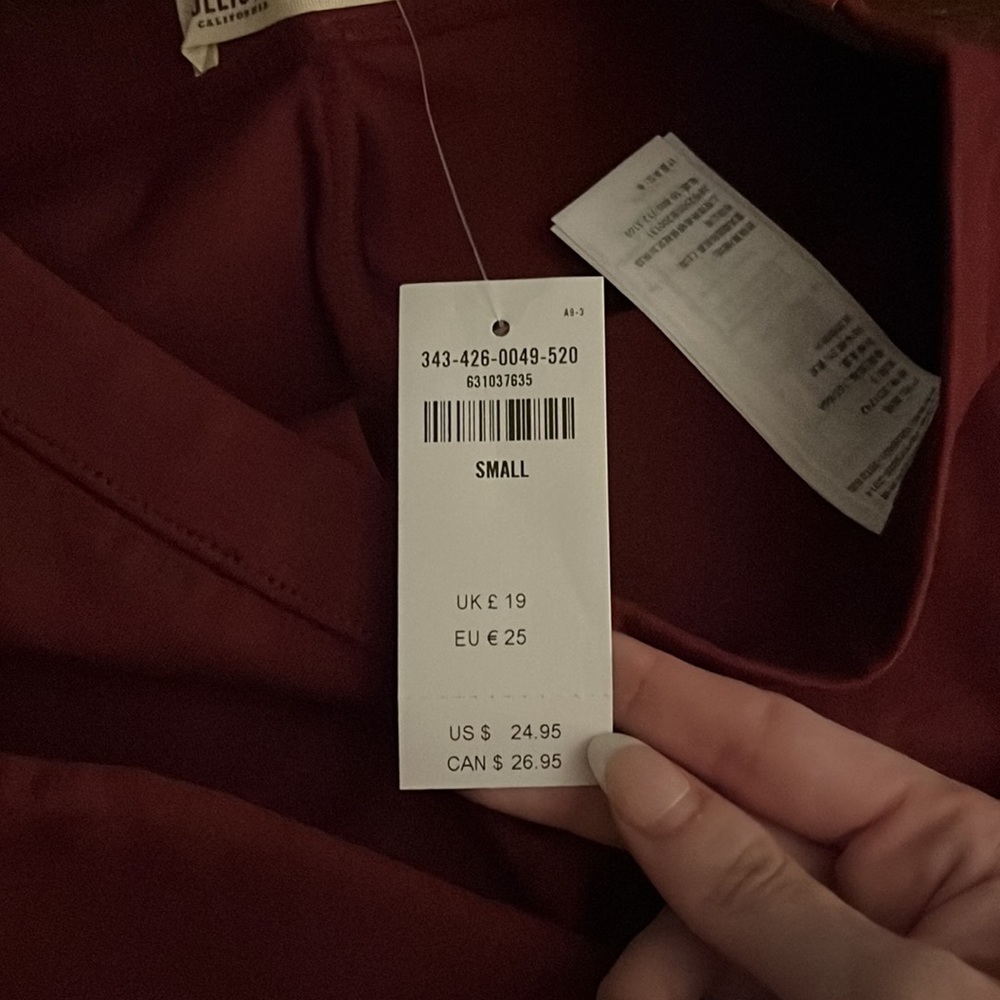 Burgundy skirt - Picture 4 of 4